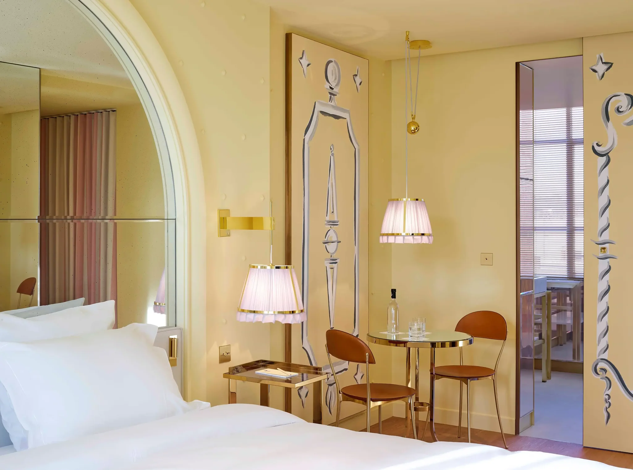9Confidentiel — Paris, France