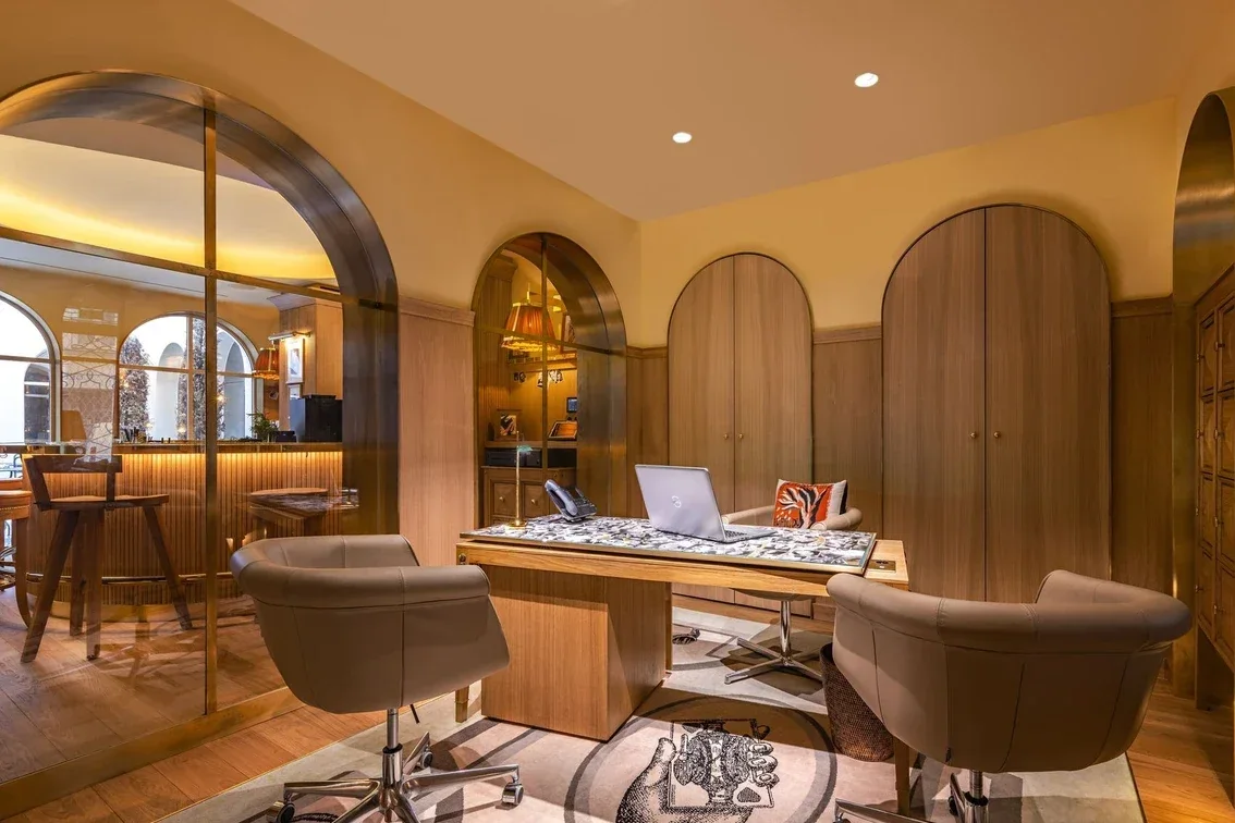 9Confidentiel — Paris, France, photo 2
