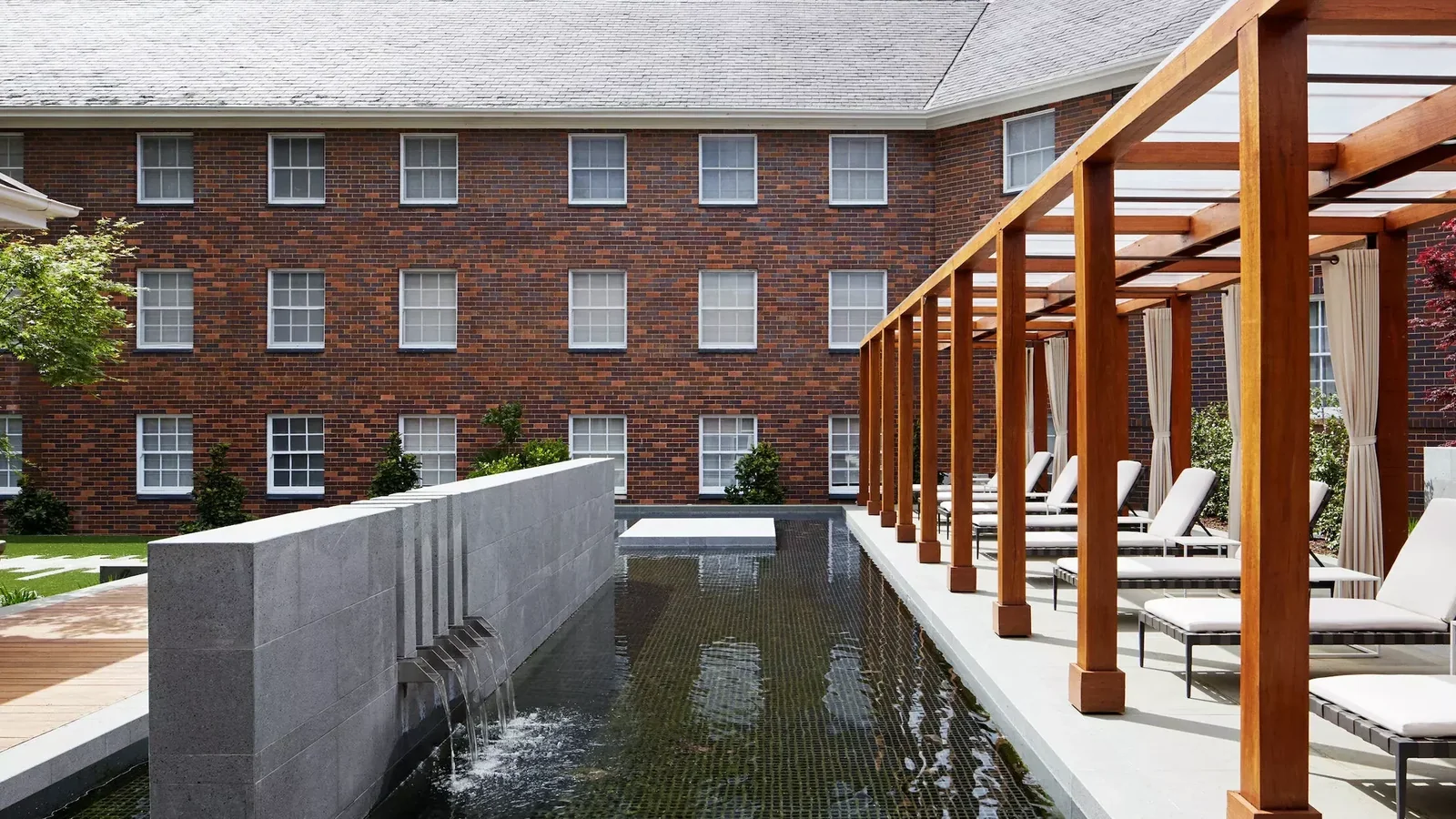 Brassey Hotel — Canberra, Australia