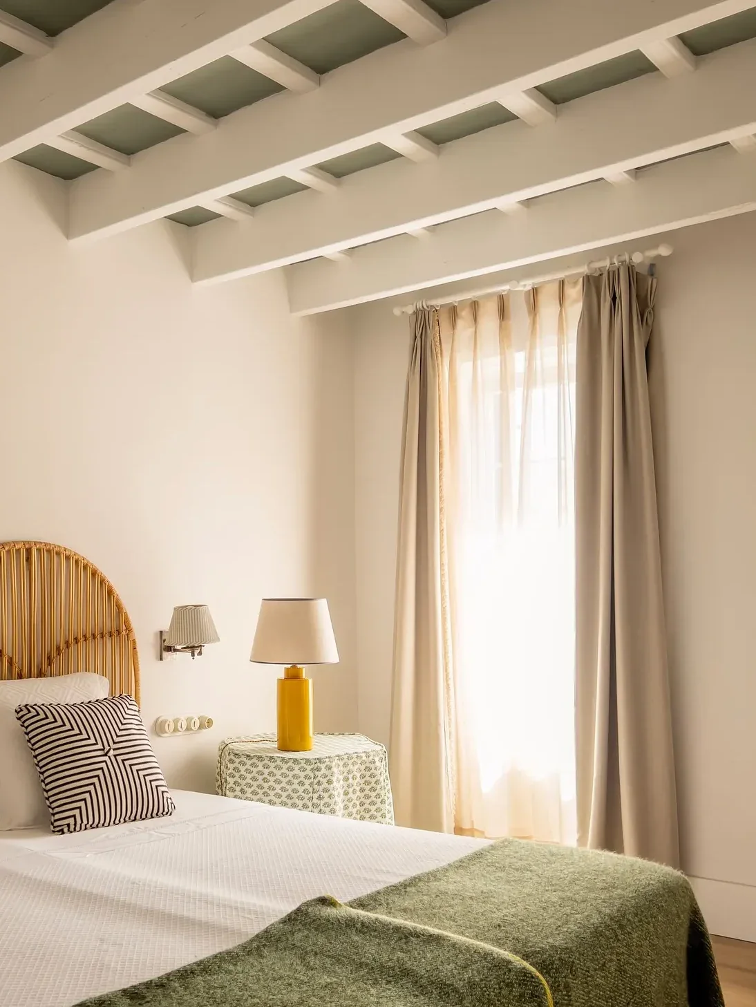 Cristine Bedfor — Menorca, Spain, photo 6