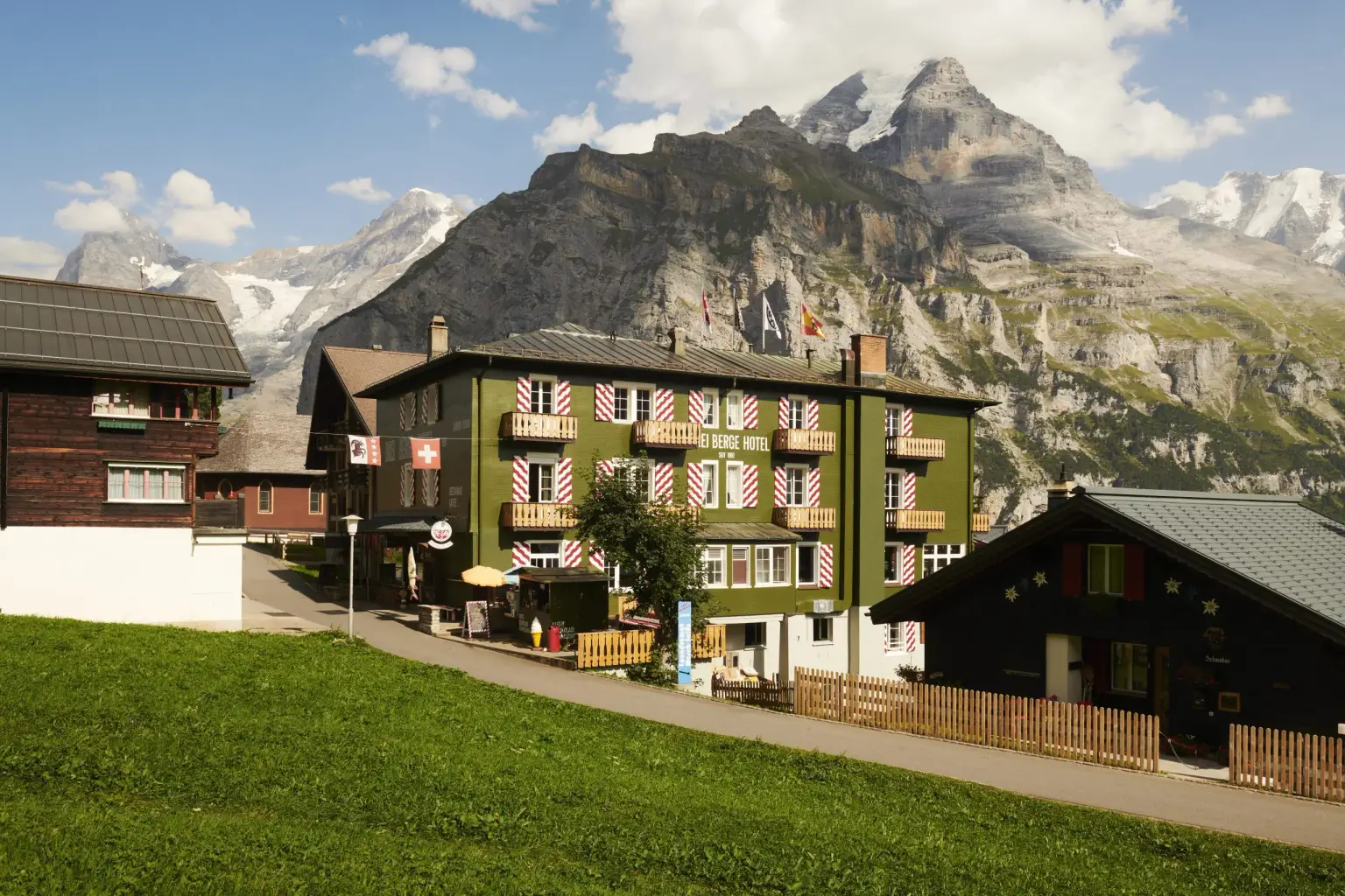 Drei Berge — Mürren, Switzerland