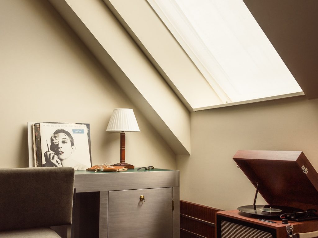 Hôtel Des Grands Voyageurs — Paris, France