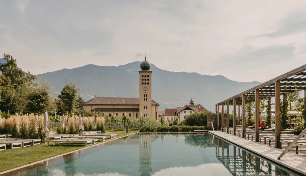 Hotel Schwarzschmied — Lana, Italy