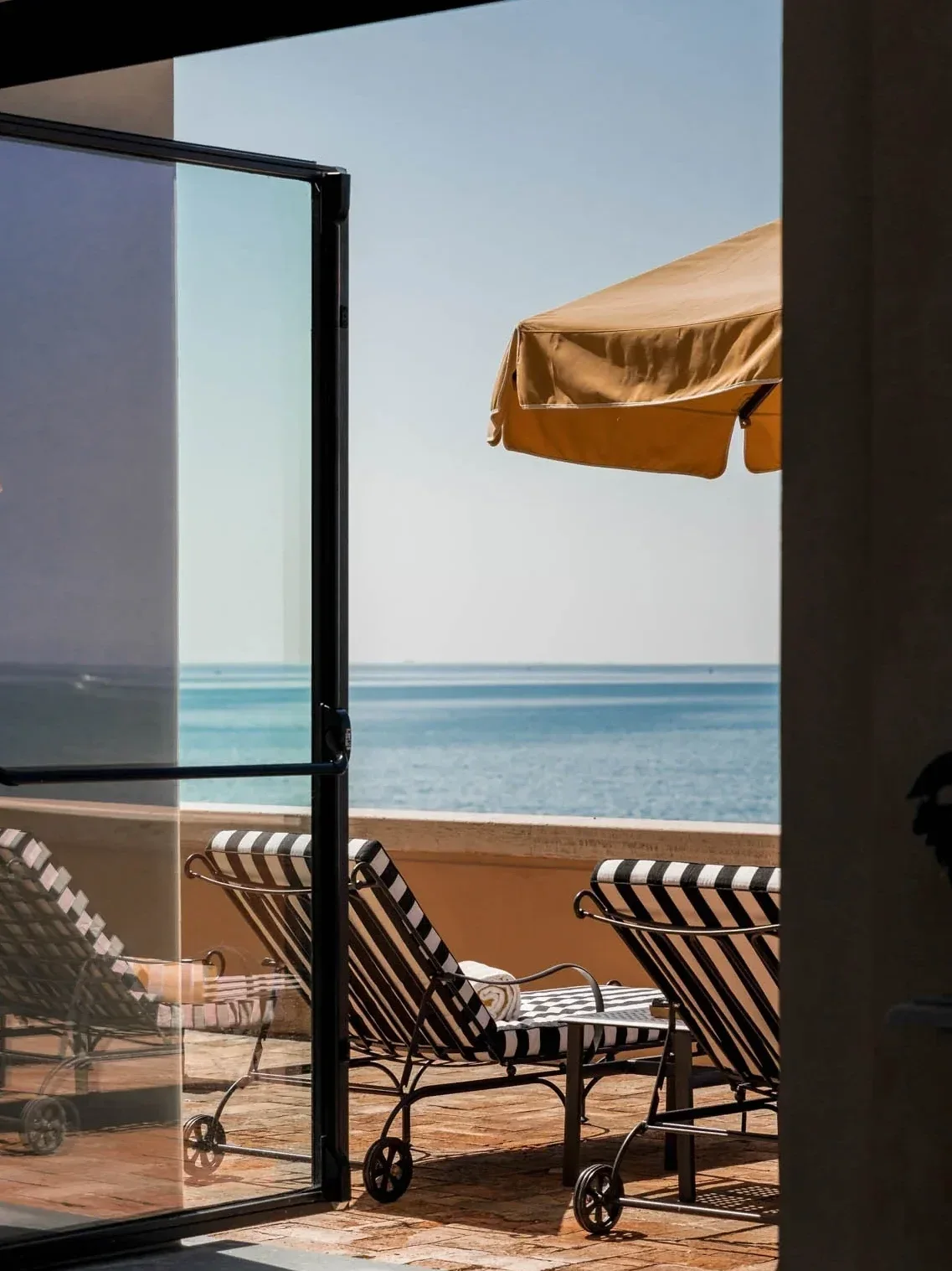 La Posta Vecchia Hotel — Palo Laziale, Italy, photo 2