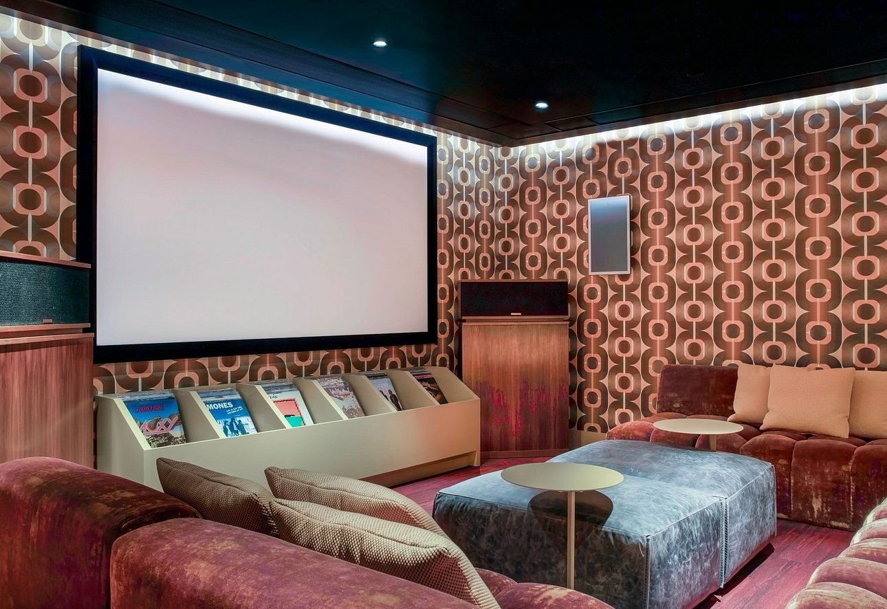 Moxy Banff — Banff, Canada, photo 7