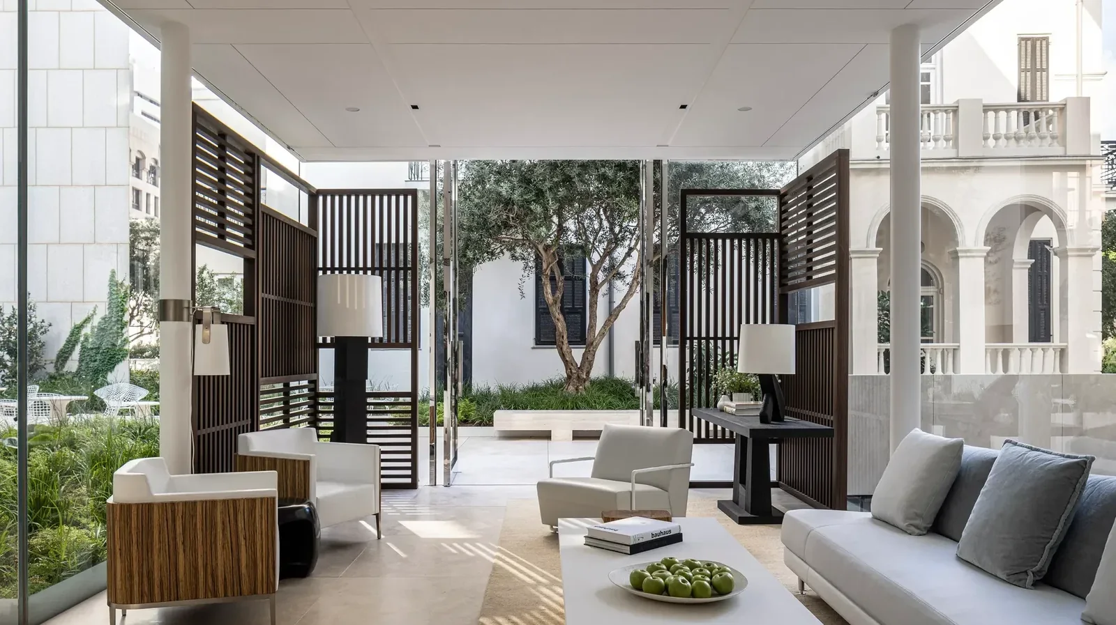 R48 Hotel and Garden — Tel Aviv, Israel, photo 4