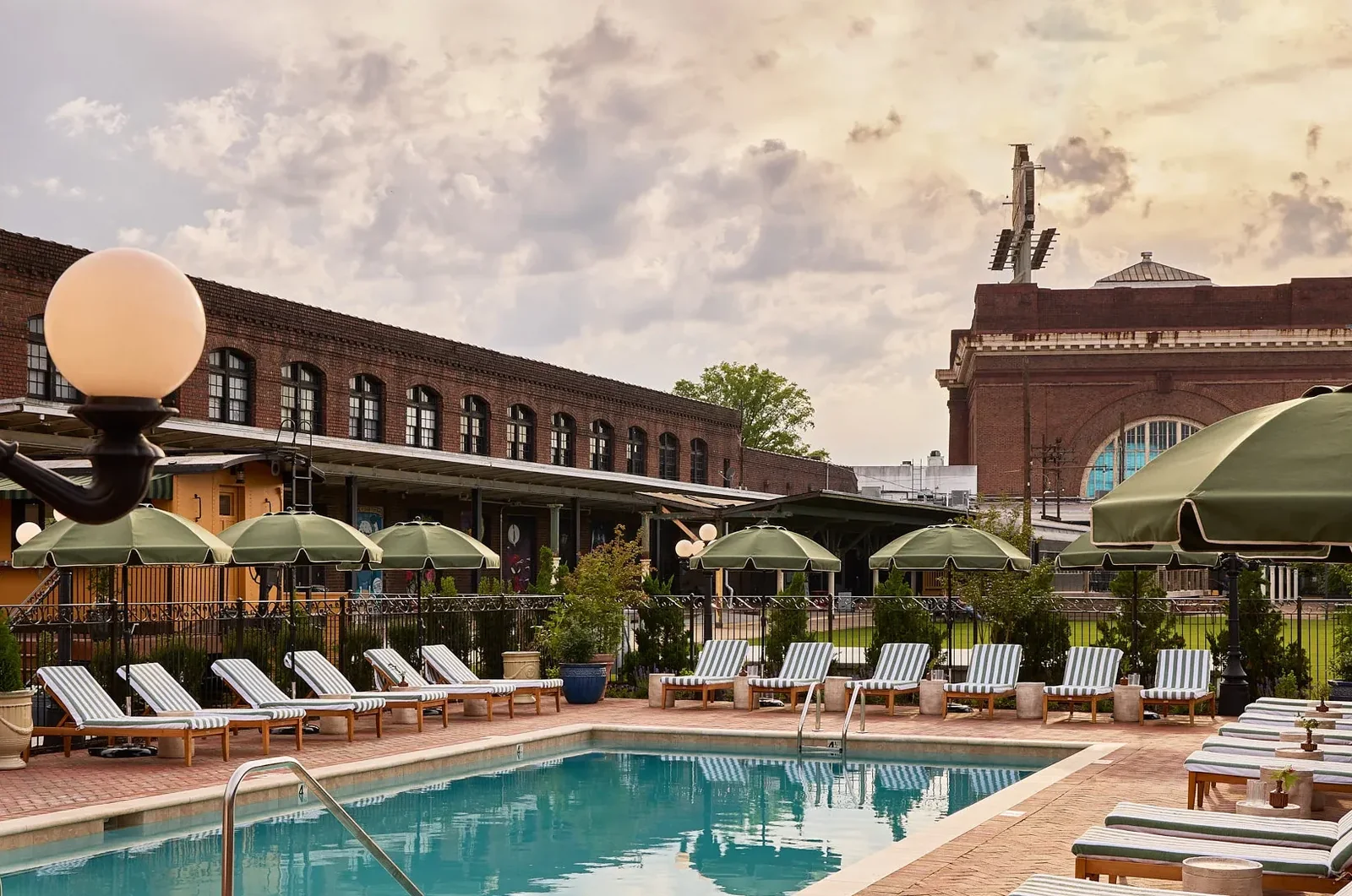 The Hotel Chalet — Chattanooga, United States