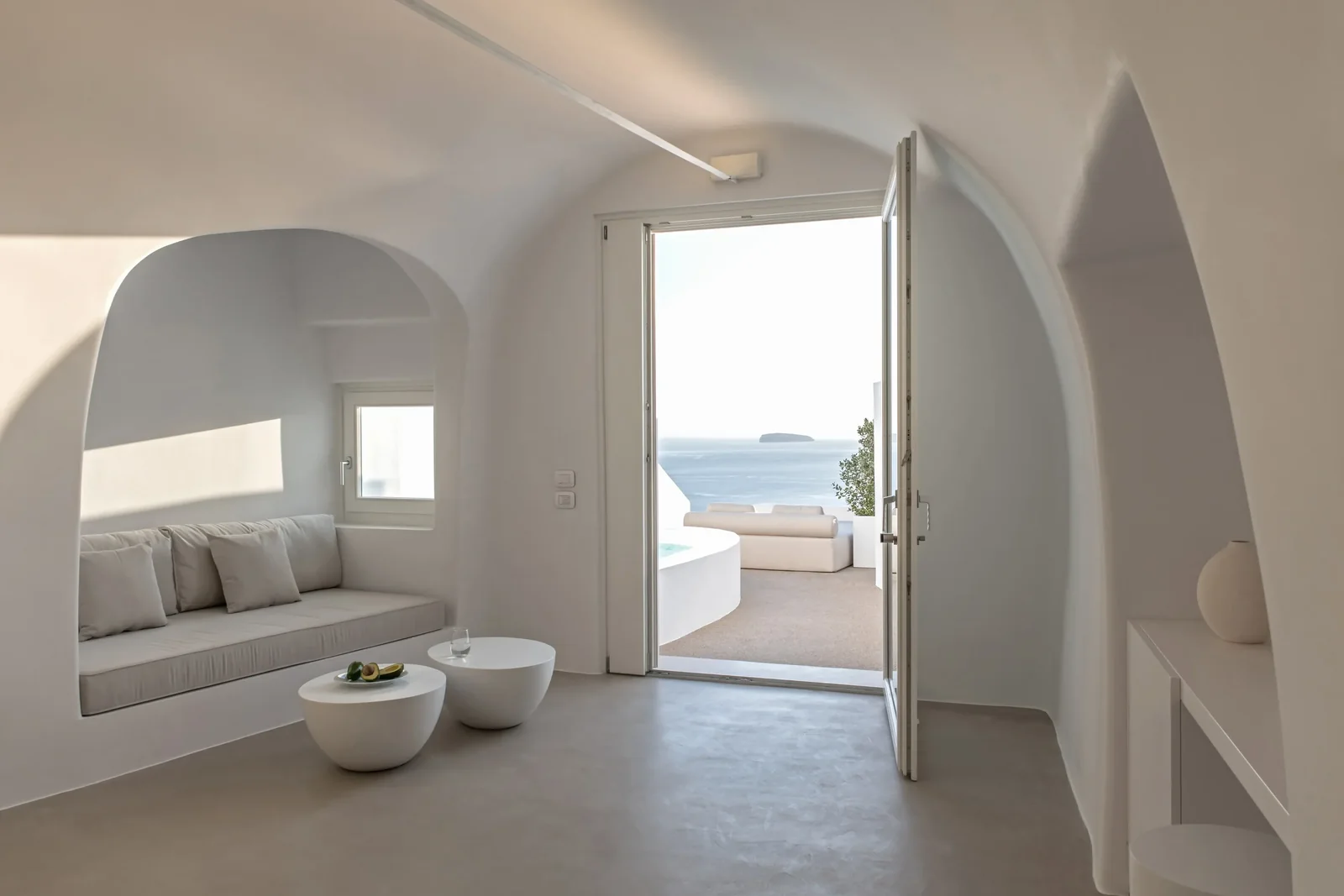 The Saint Hotel — Santorini, Greece, photo 6