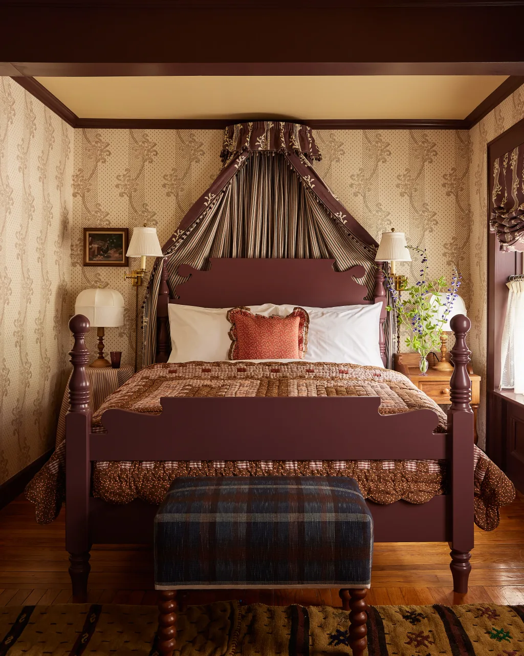 The Six Bells — Hudson Valley, United States