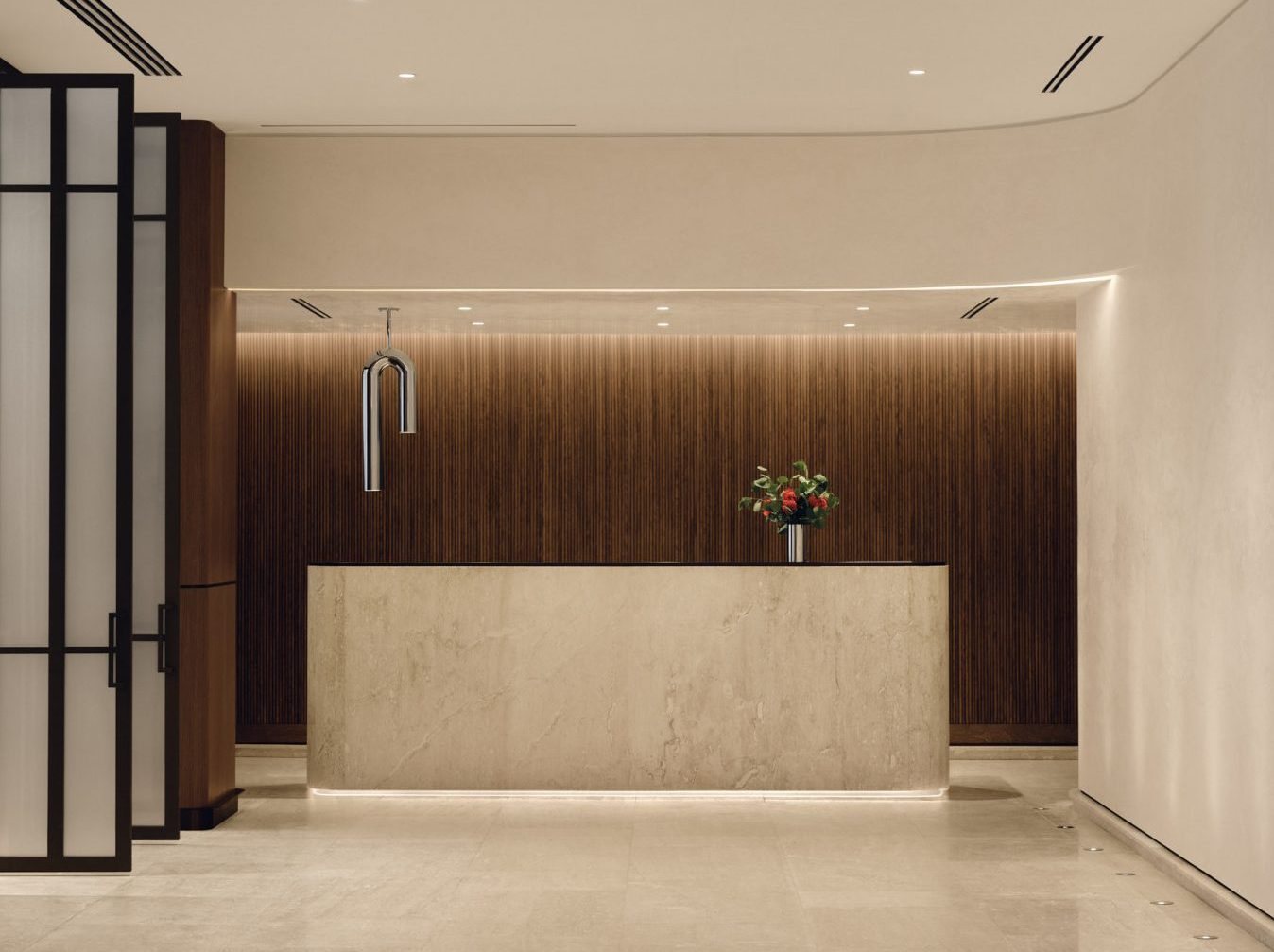 Vogue Hotel Montreal Downtown — Montreal, Canada, photo 2