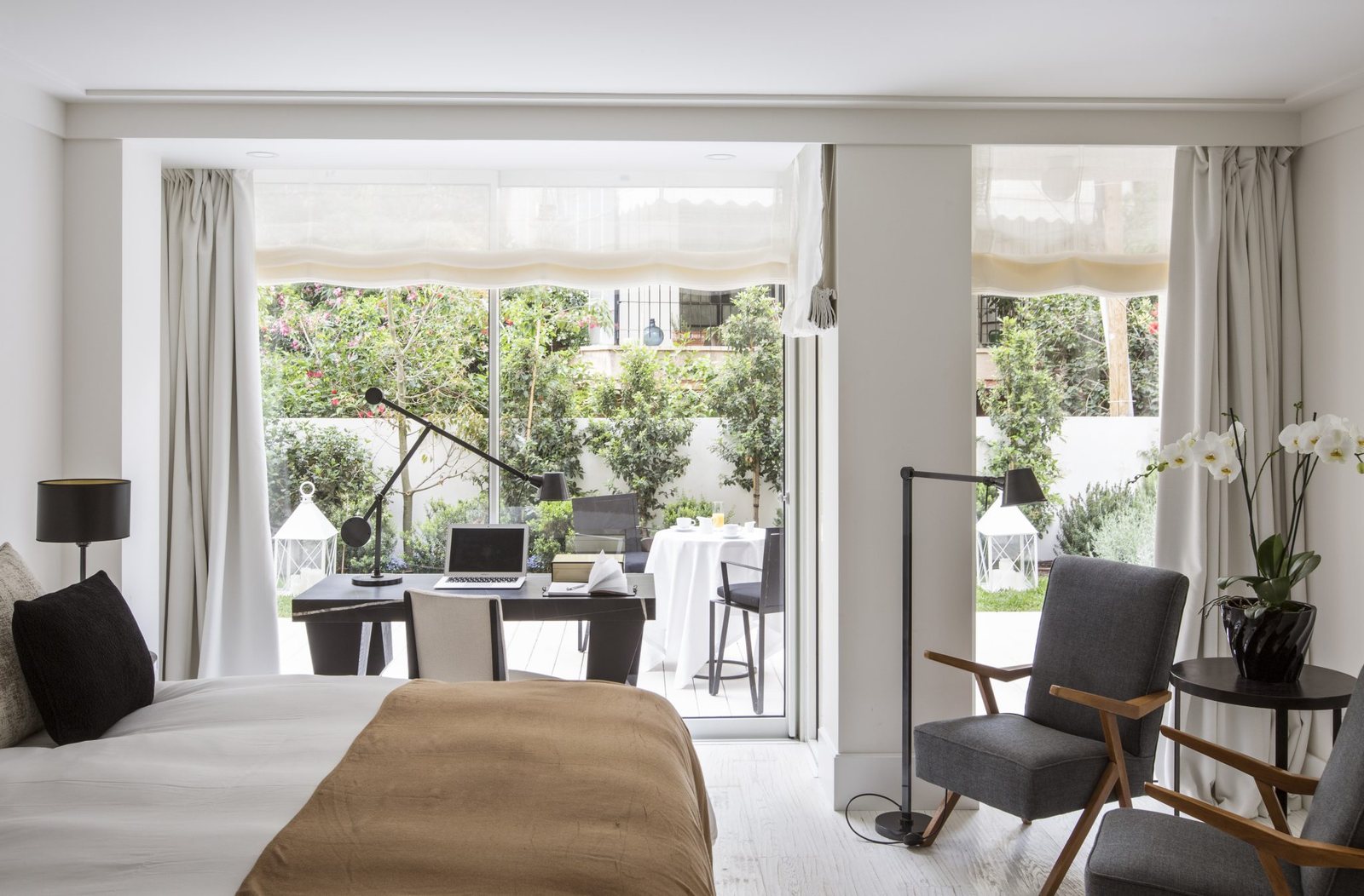 White Villa Hotel — Tel Aviv, Israel
